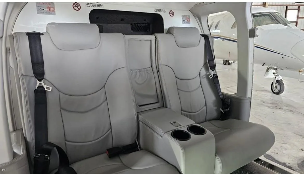 Cabin interior of a 2009 BELL 427.