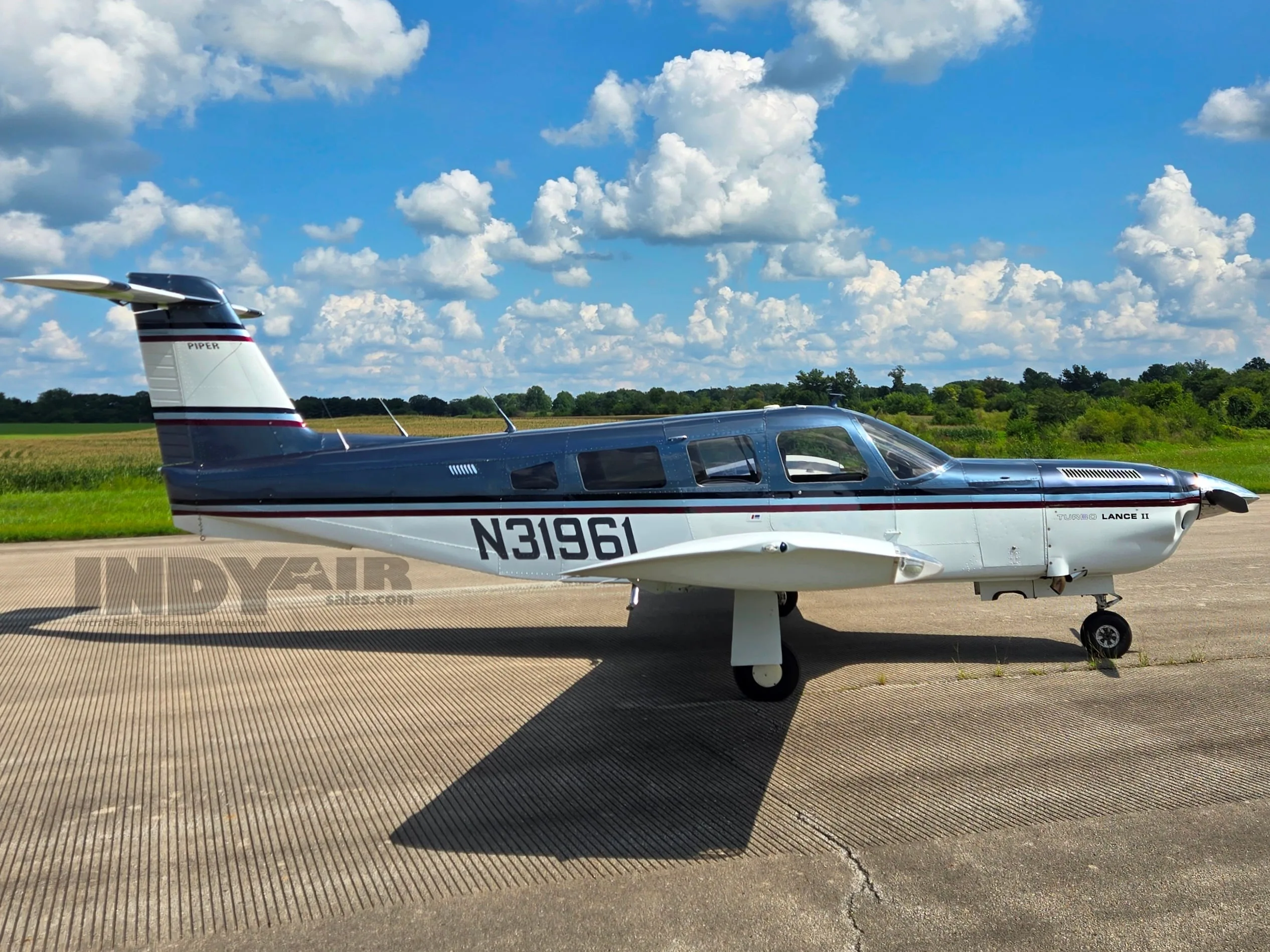 Exterior view of a 1978 Piper 32RT-300T, N31961.