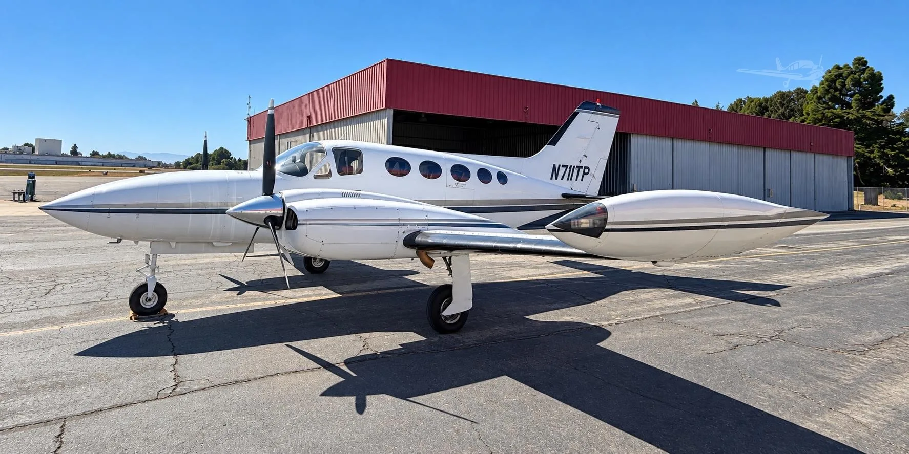 Exterior view of a 1973 CESSNA 421B, N711TP.