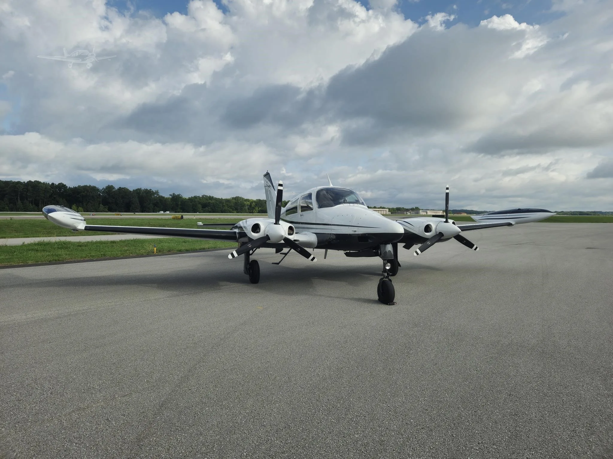 Exterior view of a 1972 CESSNA T310Q, N8188Q.