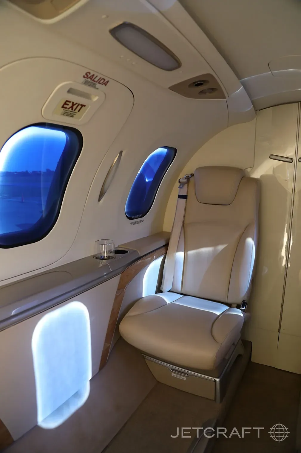 Cabin interior of a 2018 HondaJet HA-420.