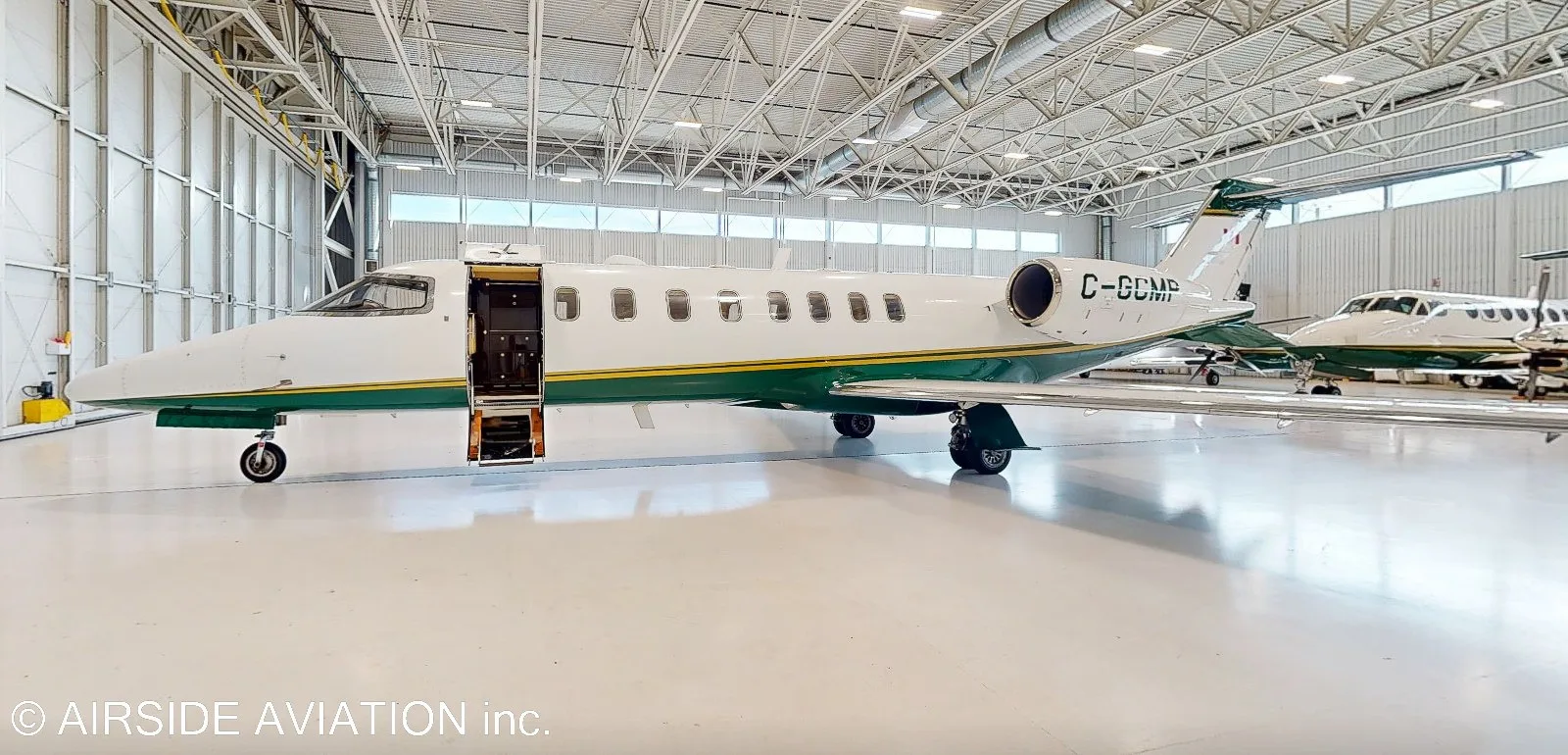 Exterior view of a 2012 Jet.
