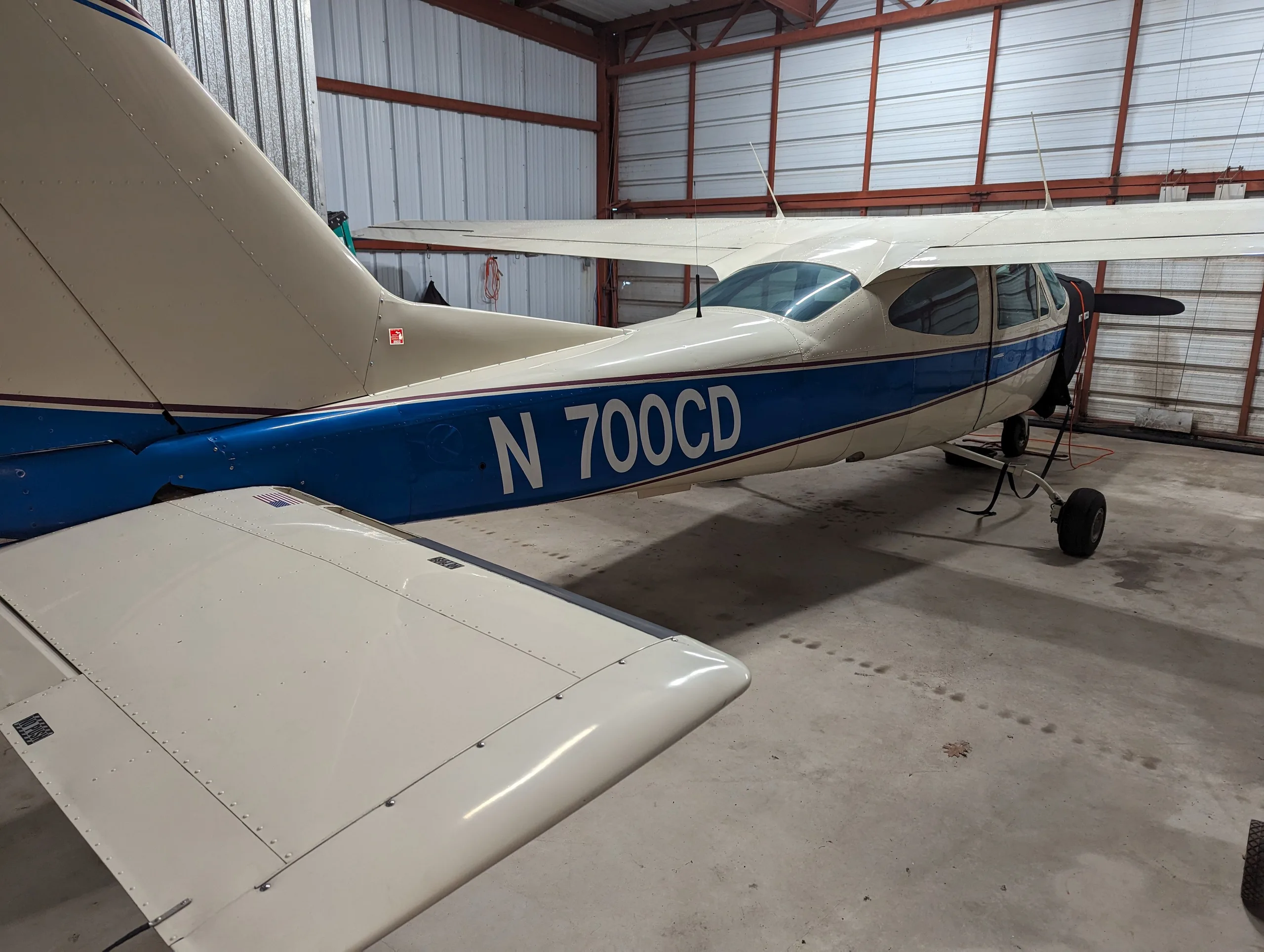 Exterior view of a 1976, N700CD.