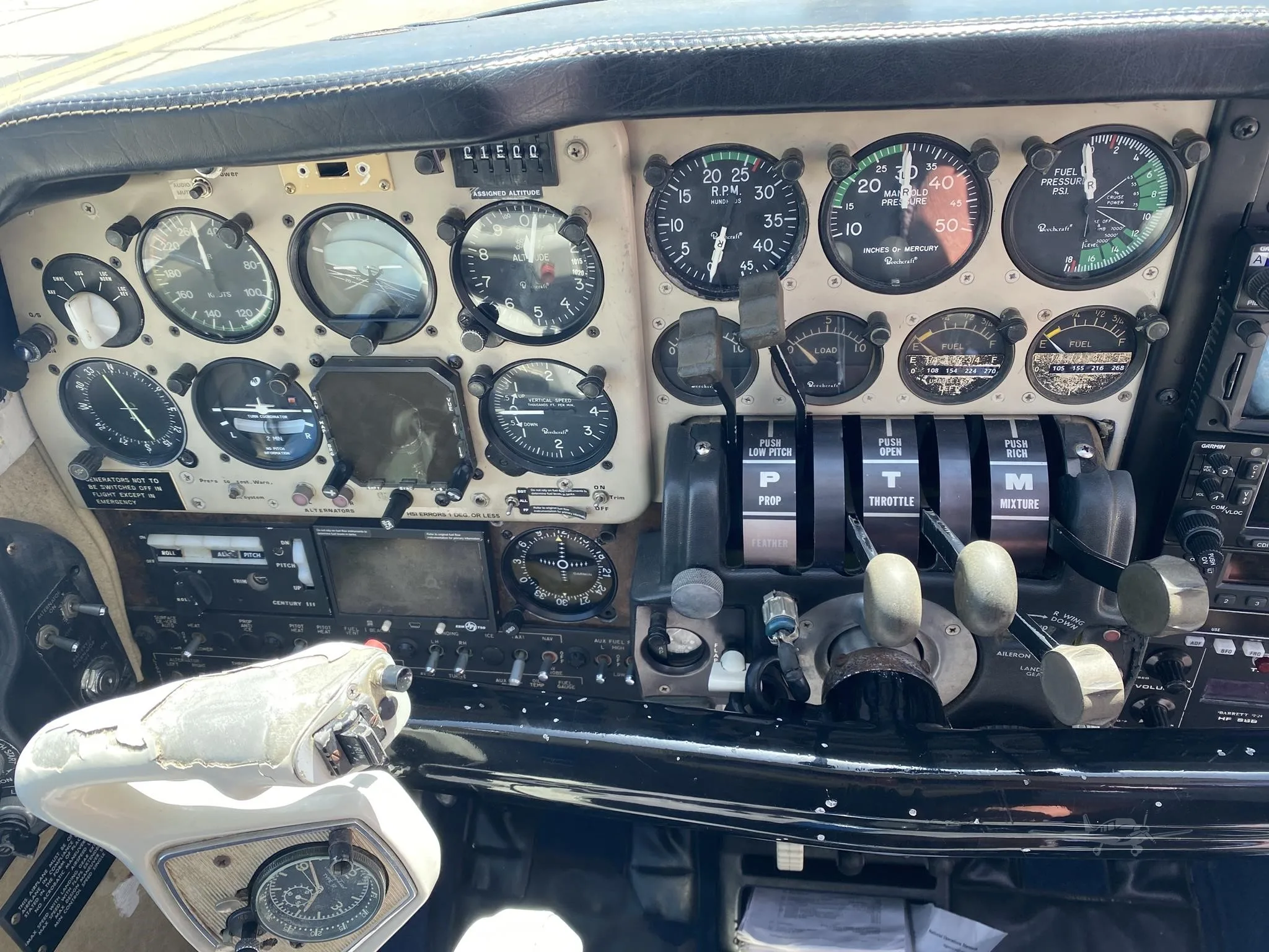 Cockpit and instrument panel of a 1975 BEECHCRAFT B55 BARON.
