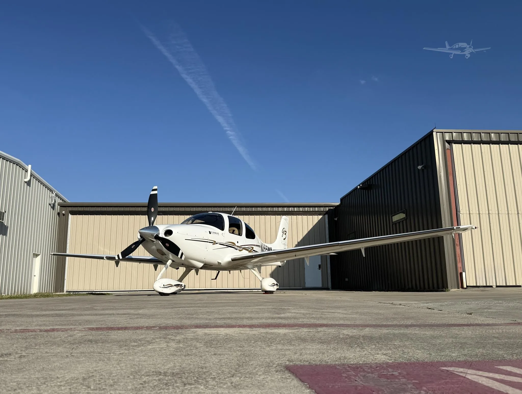 Exterior view of a 2007 CIRRUS SR22-G3 TURBO, N355MW.