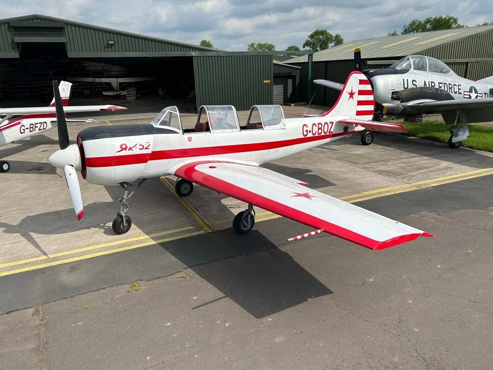 Exterior view of a 1981 Yakovlev Yak-52.