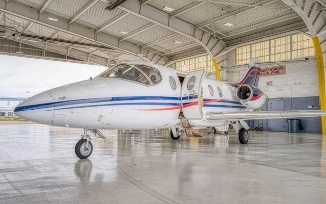Exterior view of a 2002 Beech jet 400A.