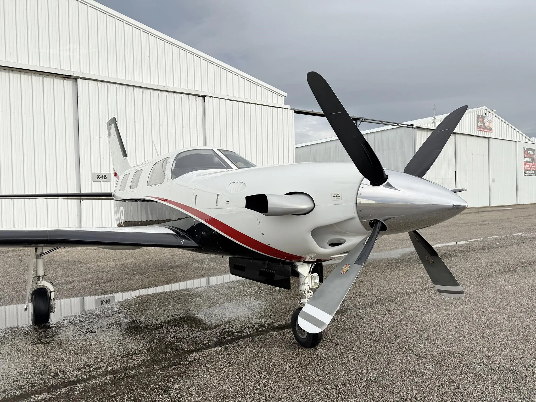 Exterior view of a 2007 PIPER MERIDIAN, N568HP.