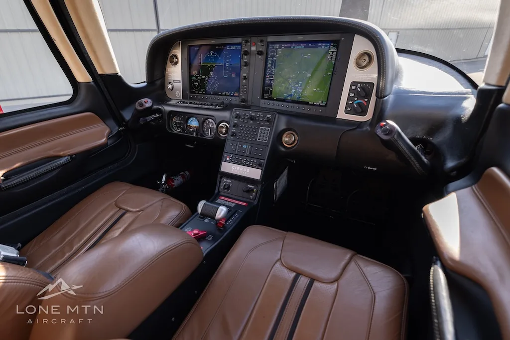 Cabin interior of a 2014 Cirrus SR22T G5 GTS.