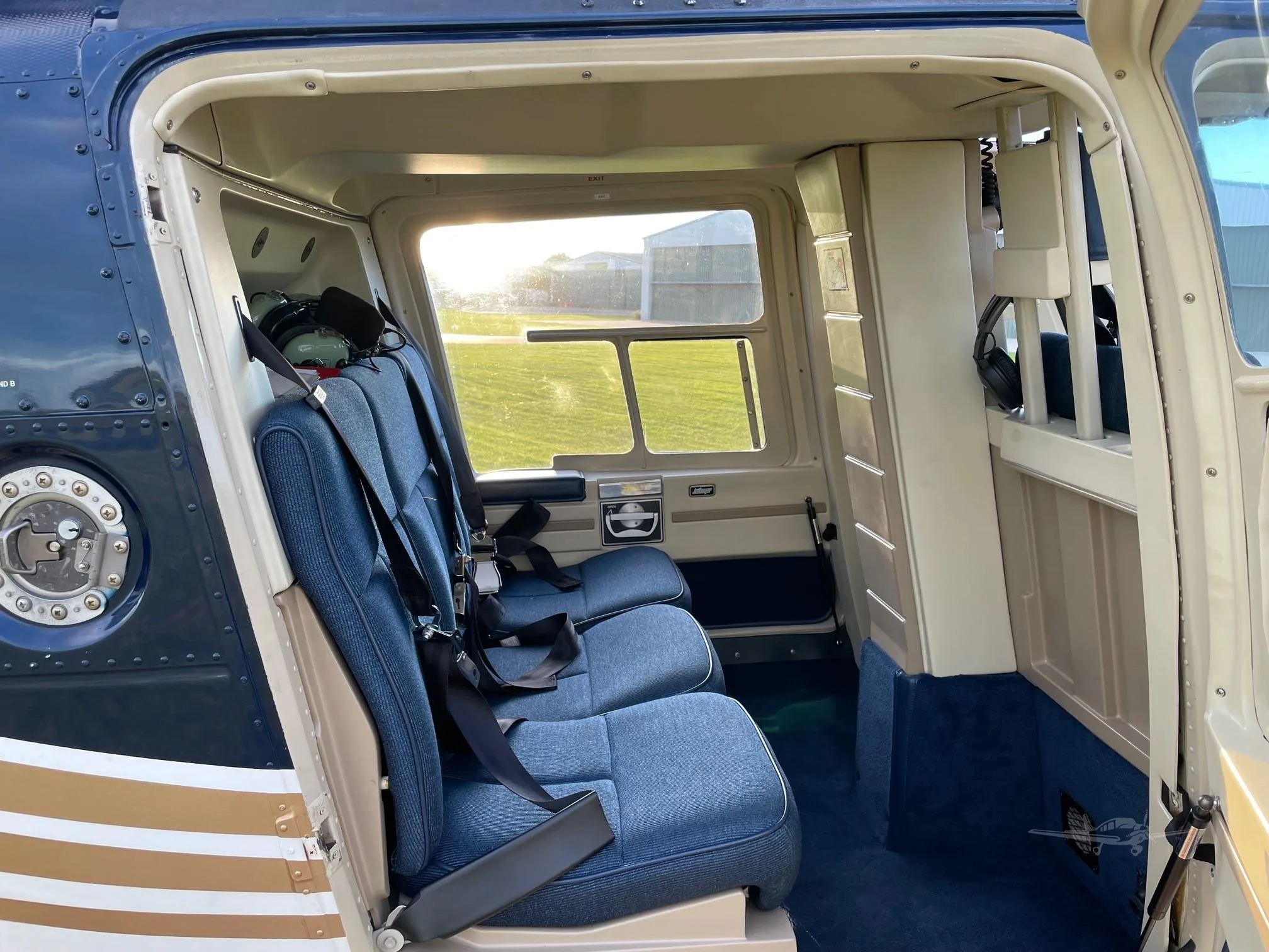 Cabin interior of a 1995 BELL 206B III.