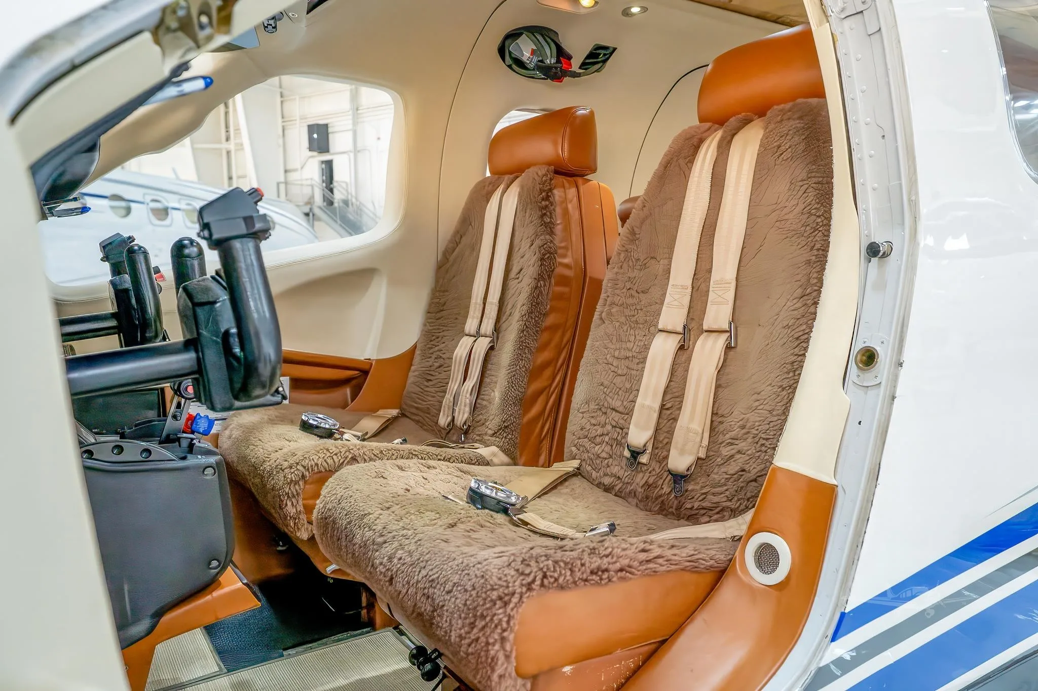 Cabin interior of a 2012 DAHER TBM 850.