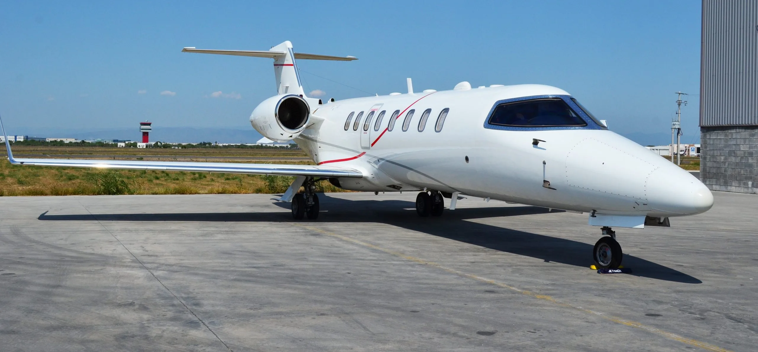 Specification or layout diagram for a Bombardier Learjet 45XR.