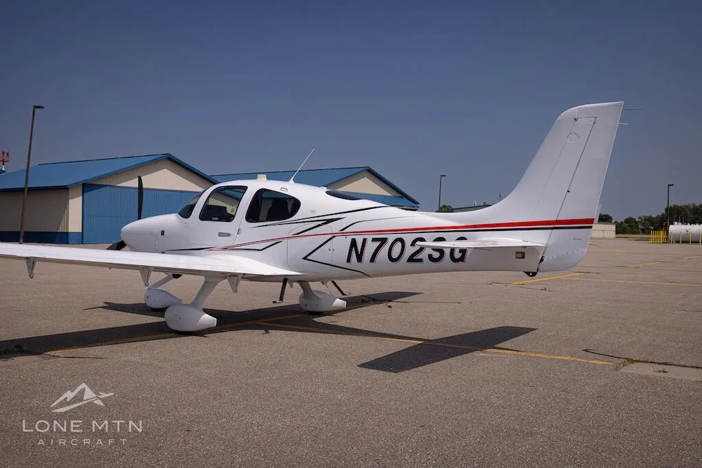 Exterior view of a 2024 Cirrus SR20 G7.