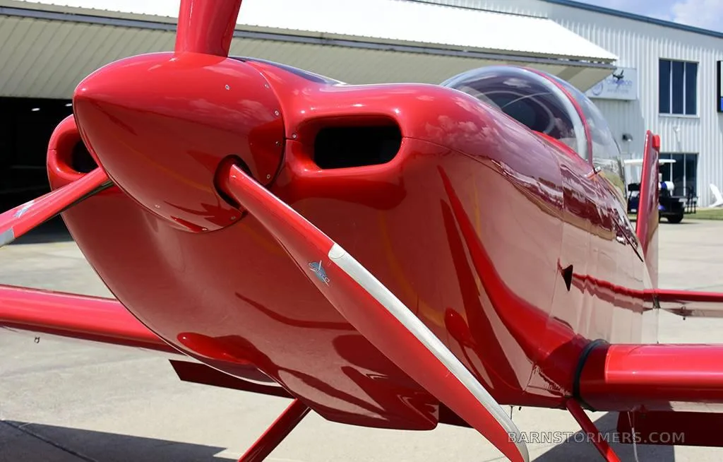 Exterior view of a 2016 Van'S RV-8.