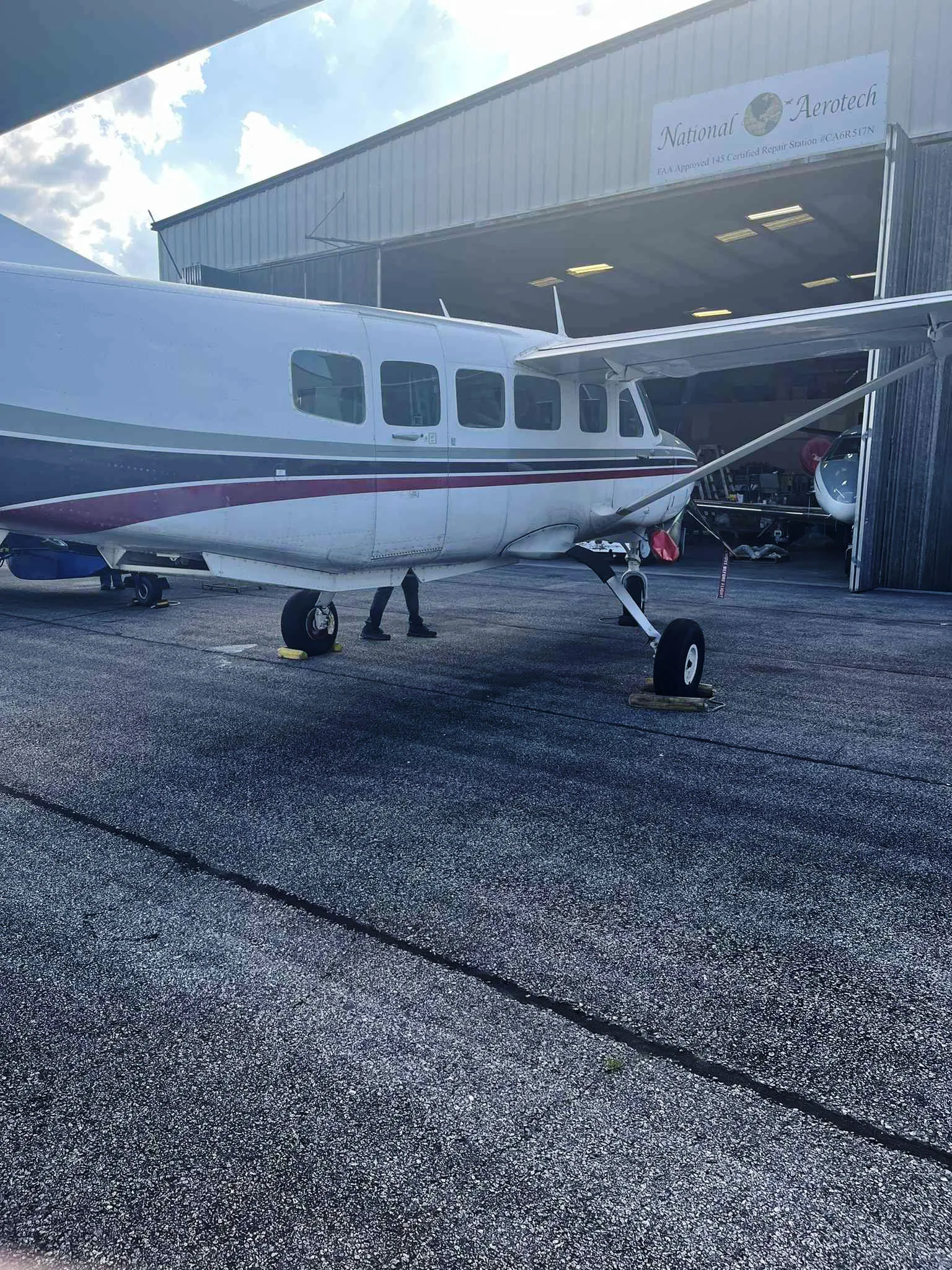 Exterior view of a 1991 Cessna 208 Caravan, N210KM.