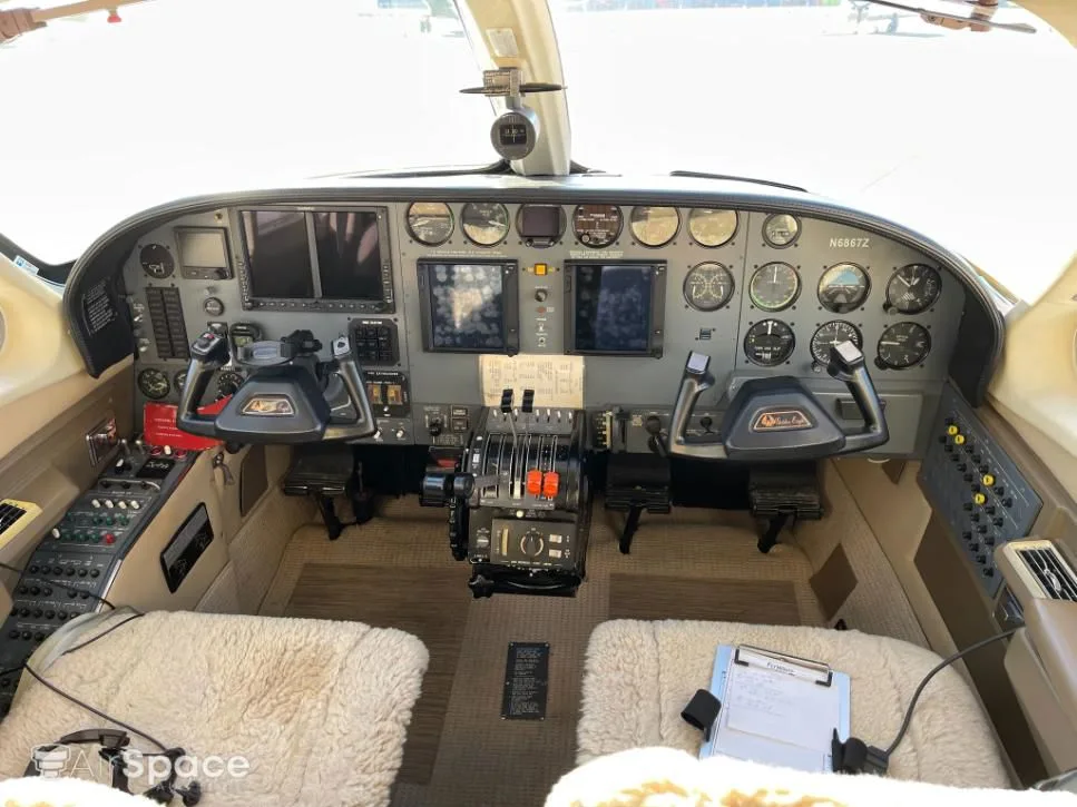 Cockpit and instrument panel of a 1981 Cessna 421 Golden Eagle.