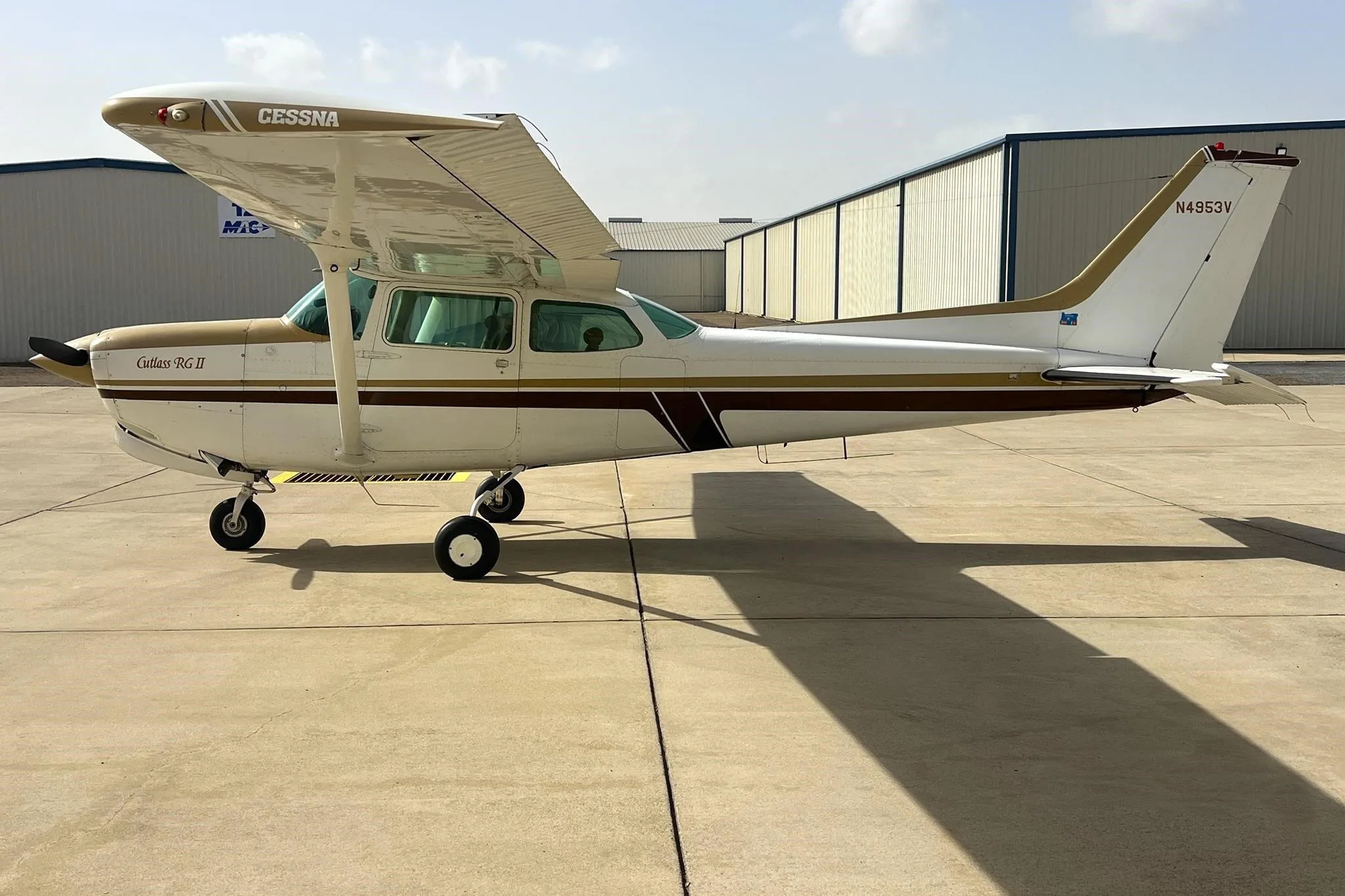 Exterior view of a 1980 Cessna 172RG Skyhawk.