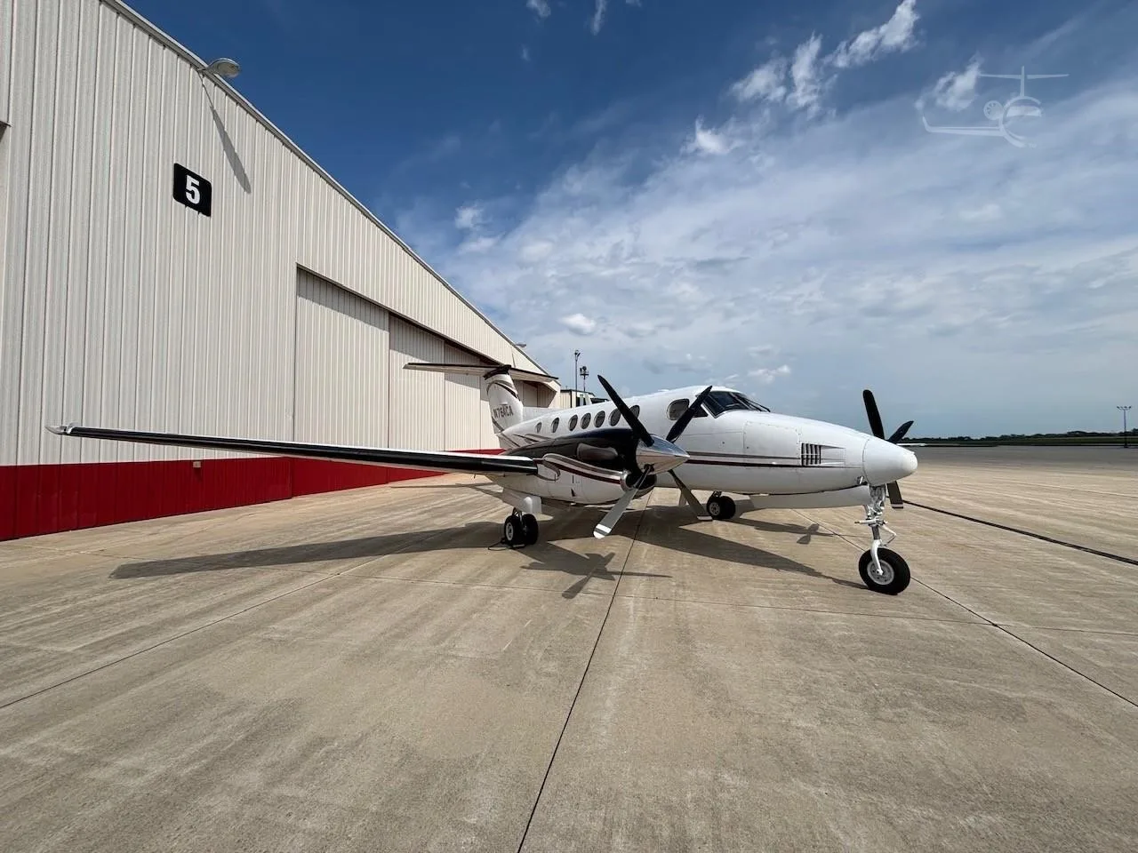 N764CA - 1991 BEECHCRAFT KING AIR B200