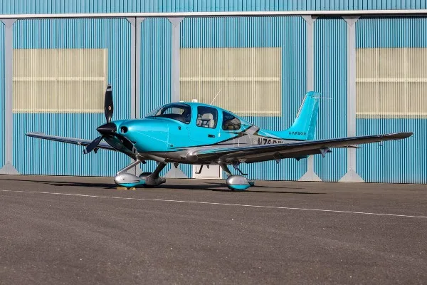 Exterior view of a 2022 Cirrus SR22T-G6, N76DW.
