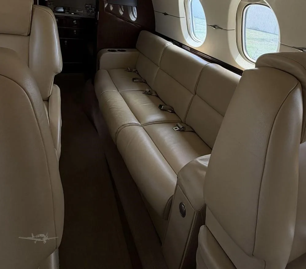 Cabin interior of a 2005 HAWKER 800XPI.
