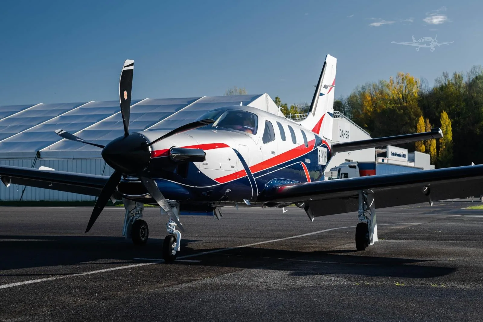 Exterior view of a 2022 DAHER TBM 960, N960SA.
