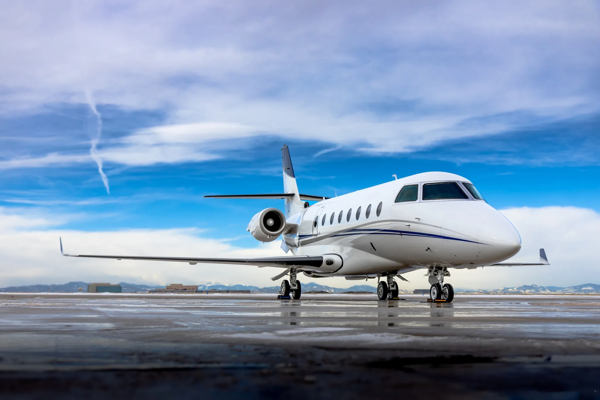 Exterior view of a 2009 Embraer Phenom 100.
