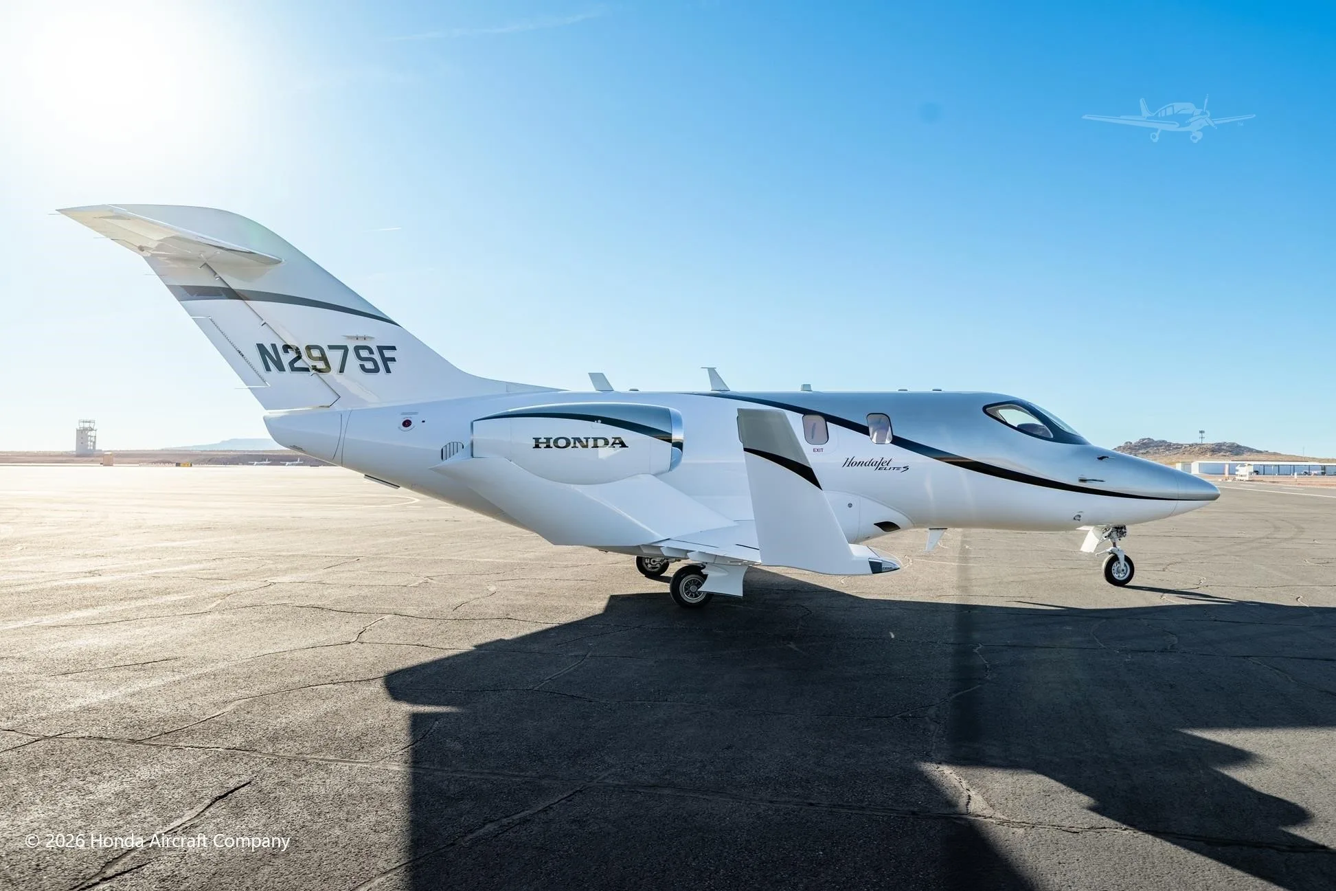 Exterior view of a 2019 HONDA JET ELITE S, N297SF.