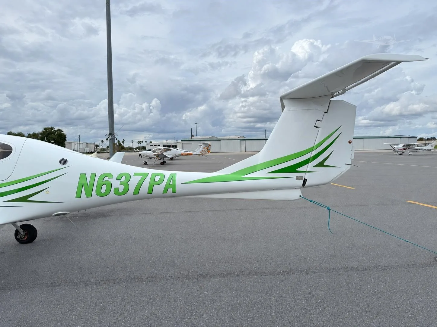 Exterior view of a 2023 DIAMOND DA40 NG, N637PA.