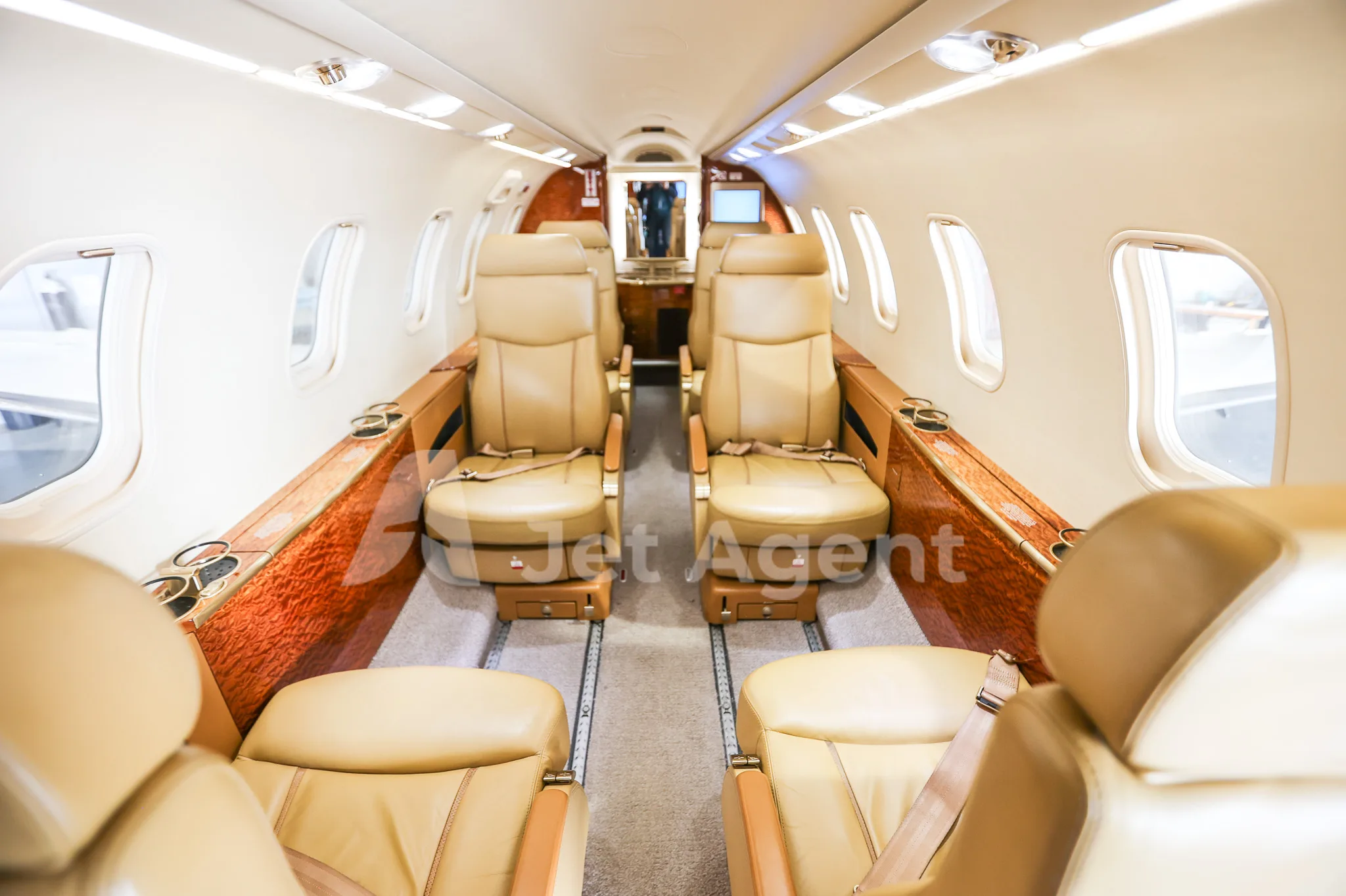 Cabin interior of a 2004 Bombardier learjet 40xr.