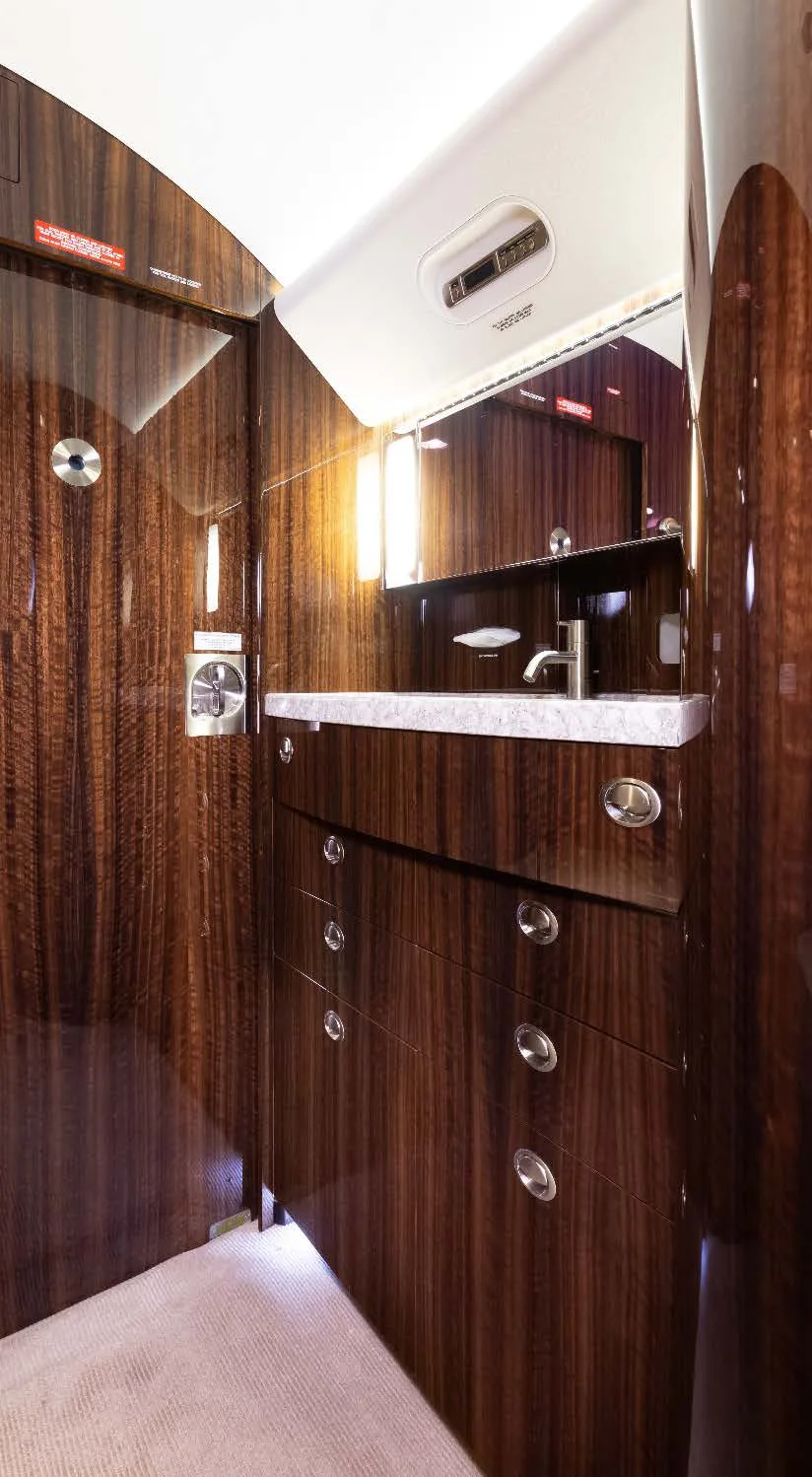 Cabin interior of a 2014 Gulfstream Honeywell RE220 (G550).