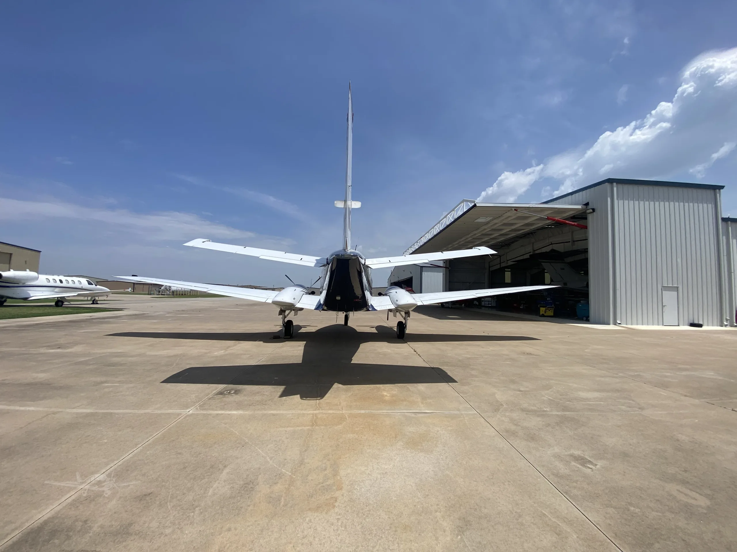 Exterior view of a 1976 BEECHCRAFT KING AIR C90, N711KP.