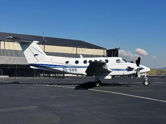 Exterior view of a 1997 Beech King Air B200.