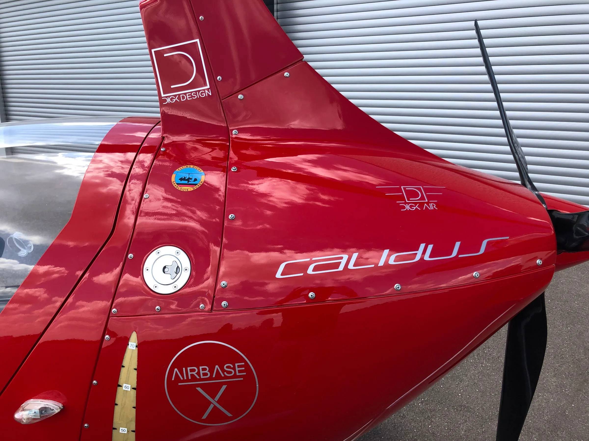 Engine detail of a 2010 Autogyro Calidus 912.