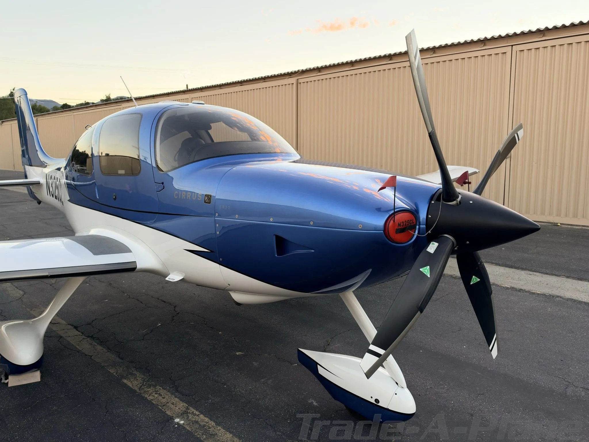 Exterior view of a 2008 CIRRUS SR22-G3 TURBO GTS, N325CL.