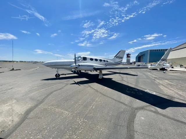 Exterior view of a 1978 CESSNA 414A, N5688C.