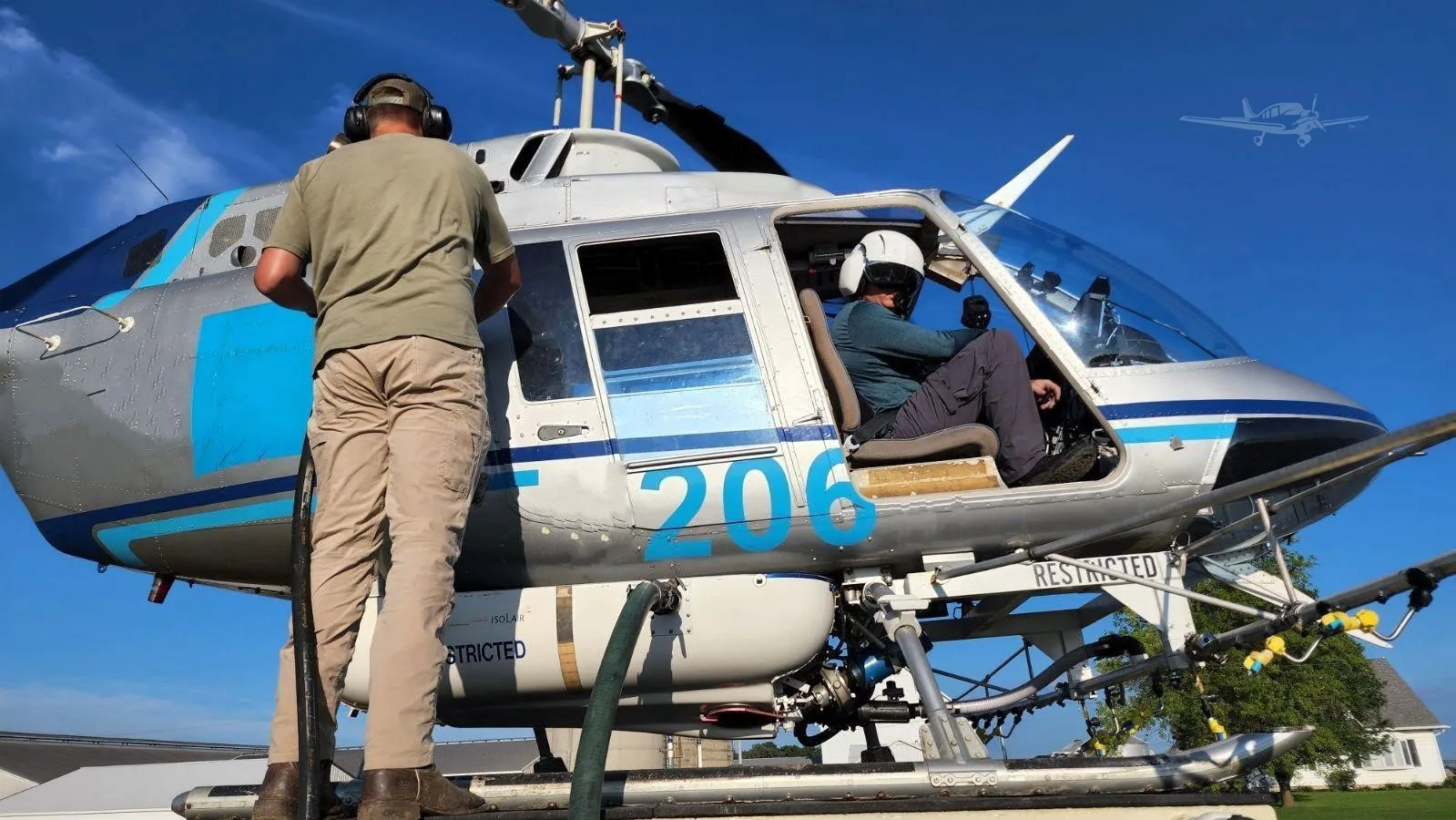 Cockpit and instrument panel of a 1989 BELL 206B III.