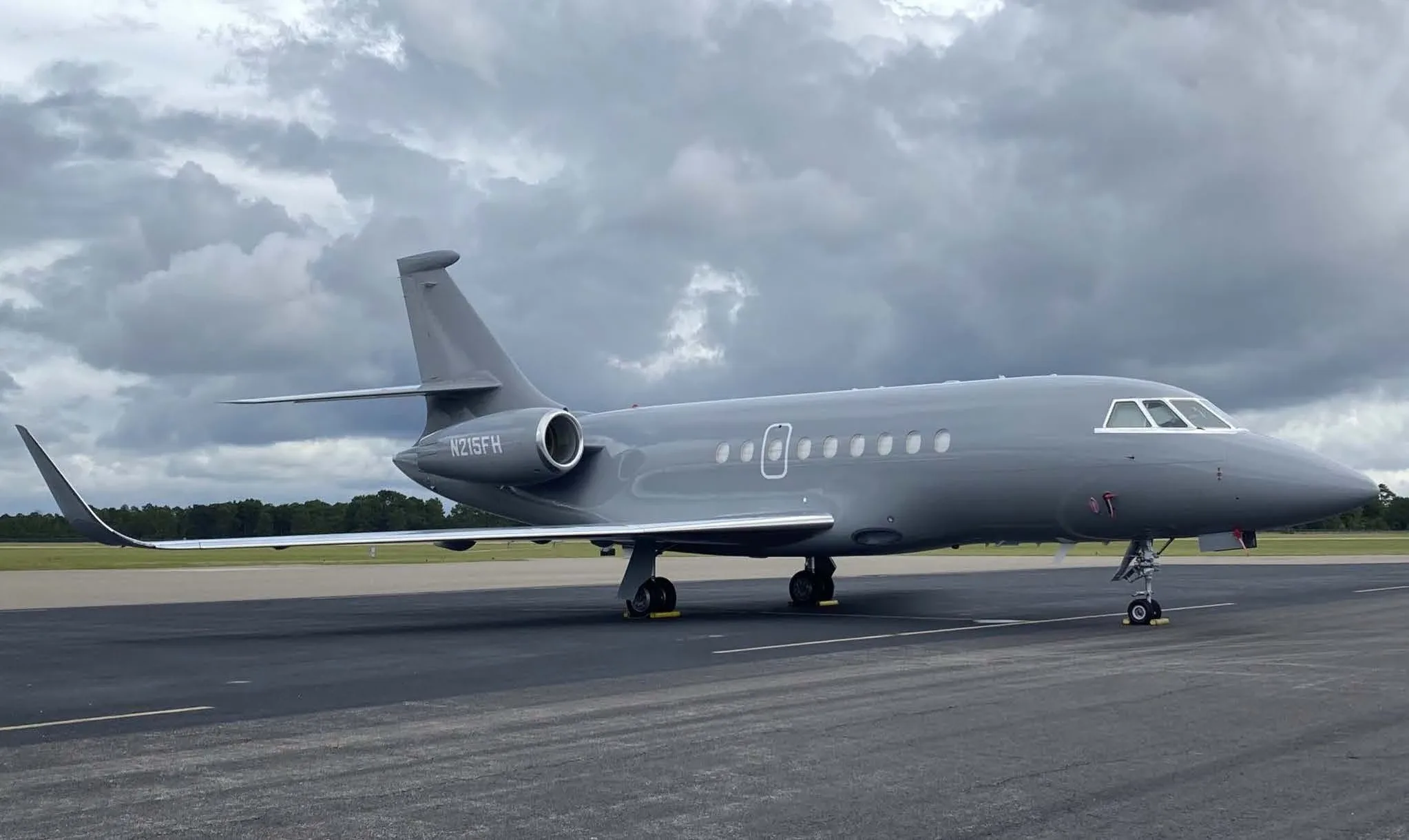 Marketing image of a Dassault Falcon 900.
