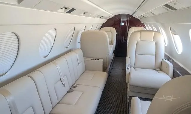 Cabin interior of a 2000 DASSAULT FALCON 50EX.