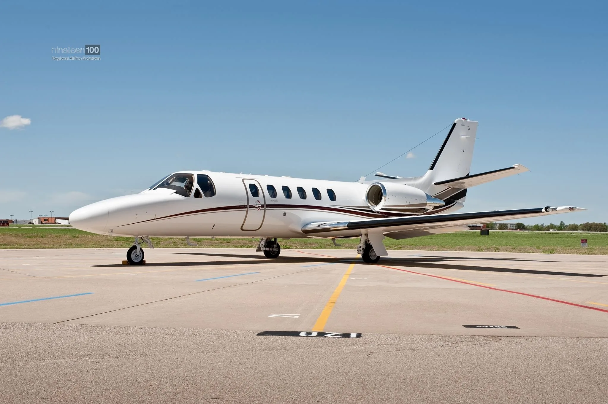 Exterior view of a 2004 CESSNA CITATION BRAVO.
