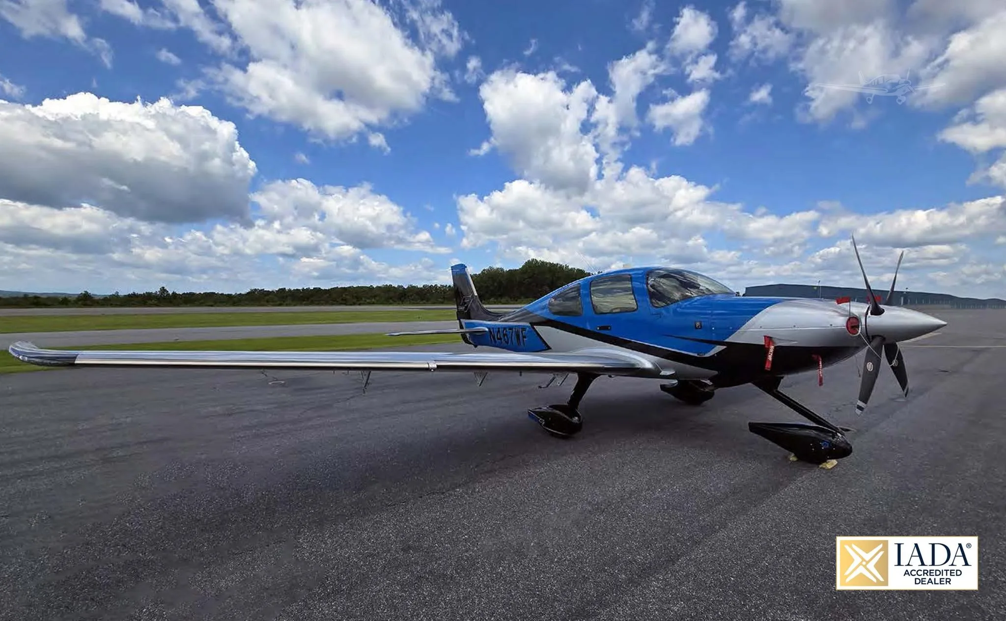 Exterior view of a 2024 CIRRUS SR22-G7 TURBO, N467WF.