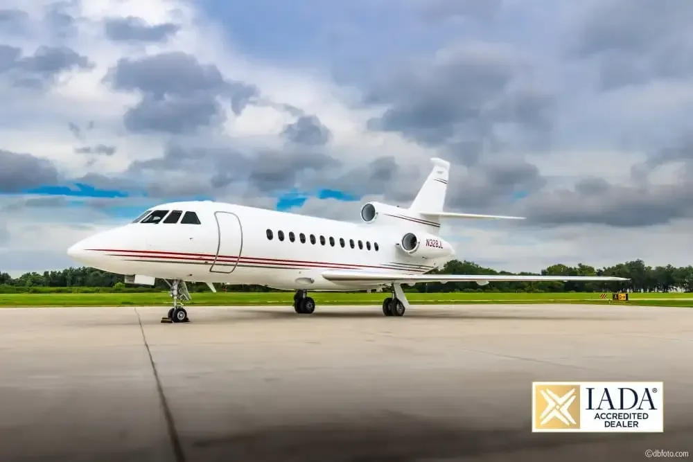 1996 Falcon 900B