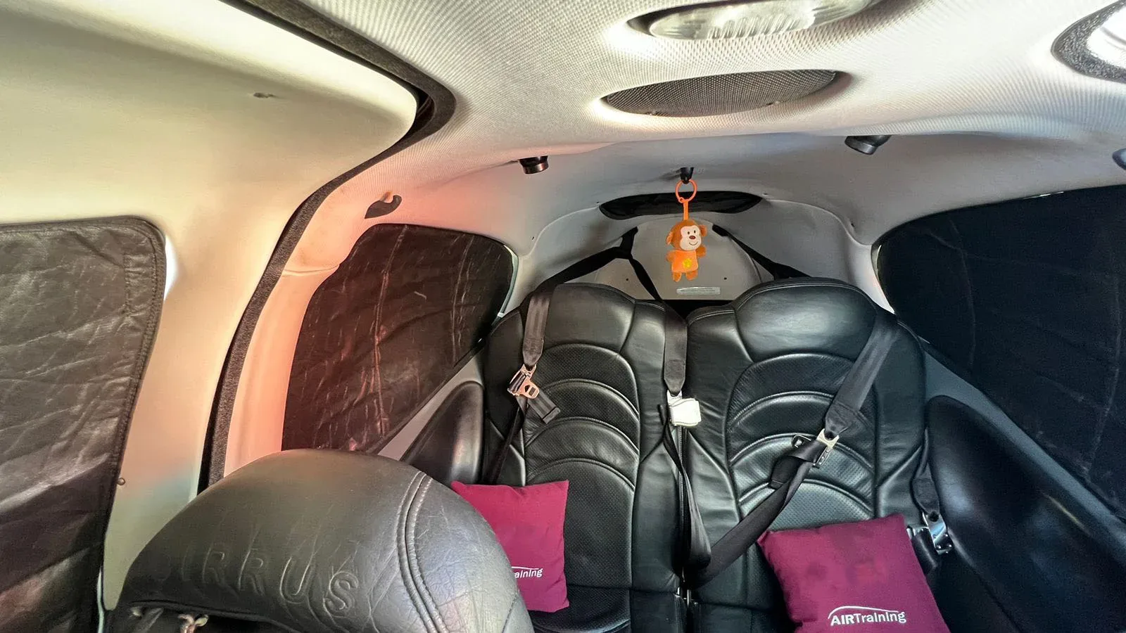 Cabin interior of a 2007 Cirrus SR22 G3.