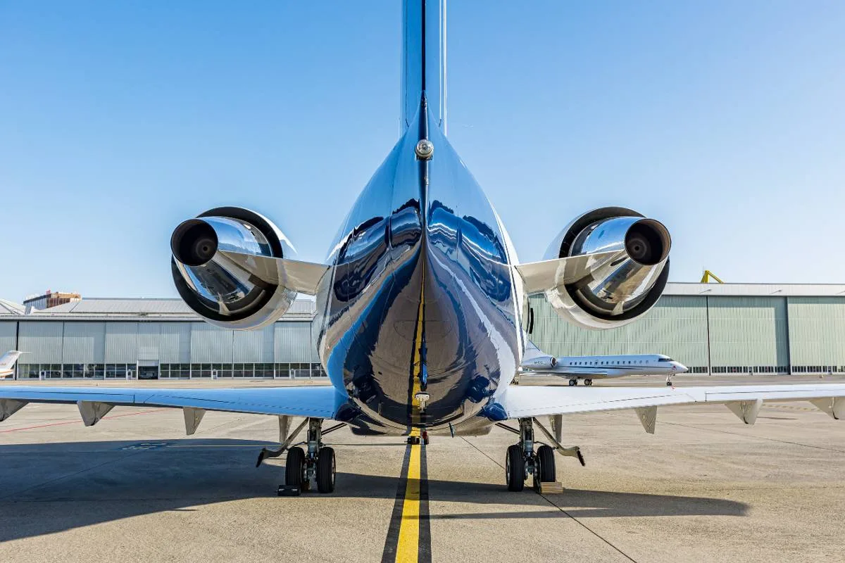 Exterior view of a 2007 Bombardier Challenger 604.