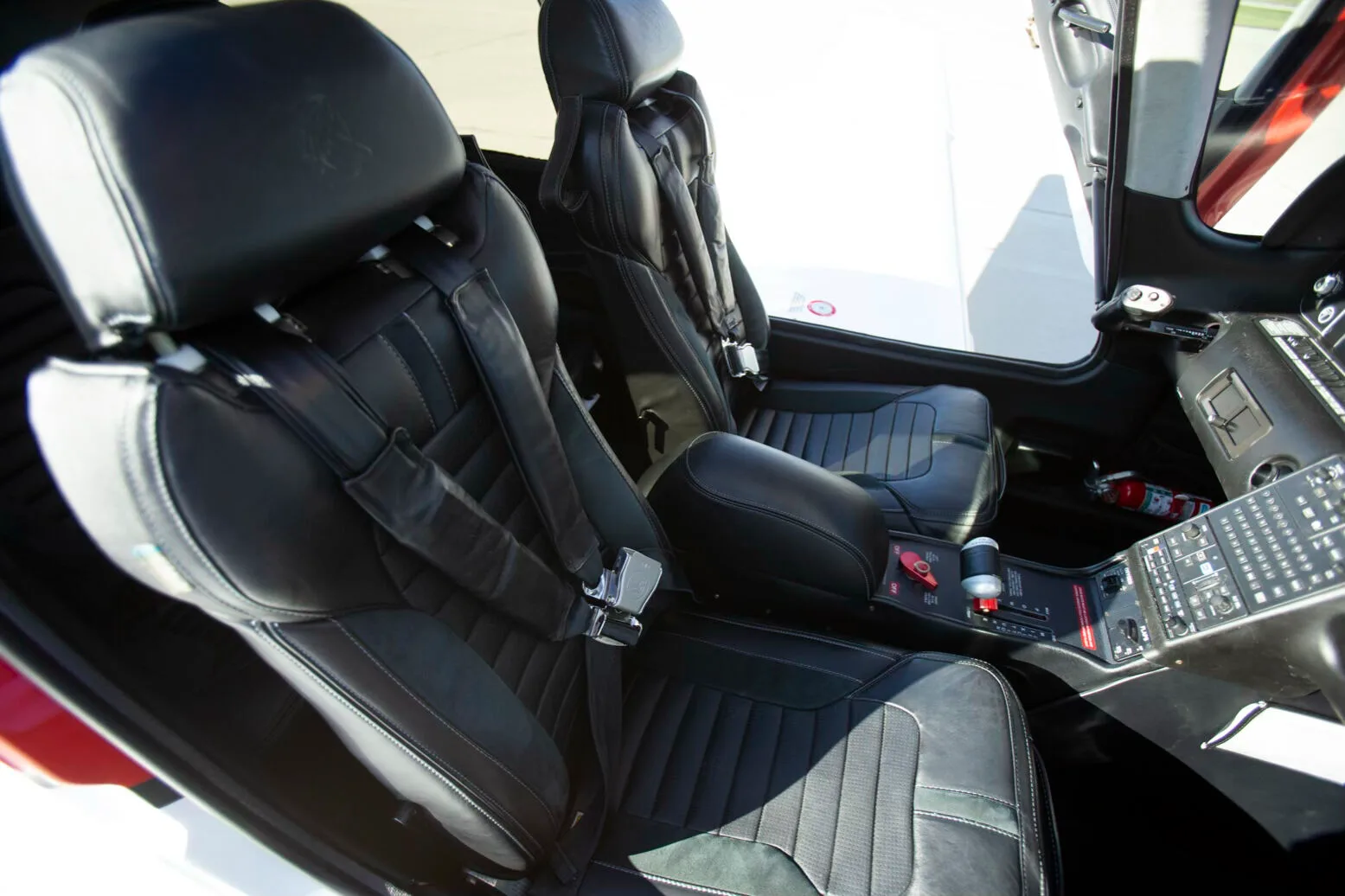 Cabin interior of a Cirrus.
