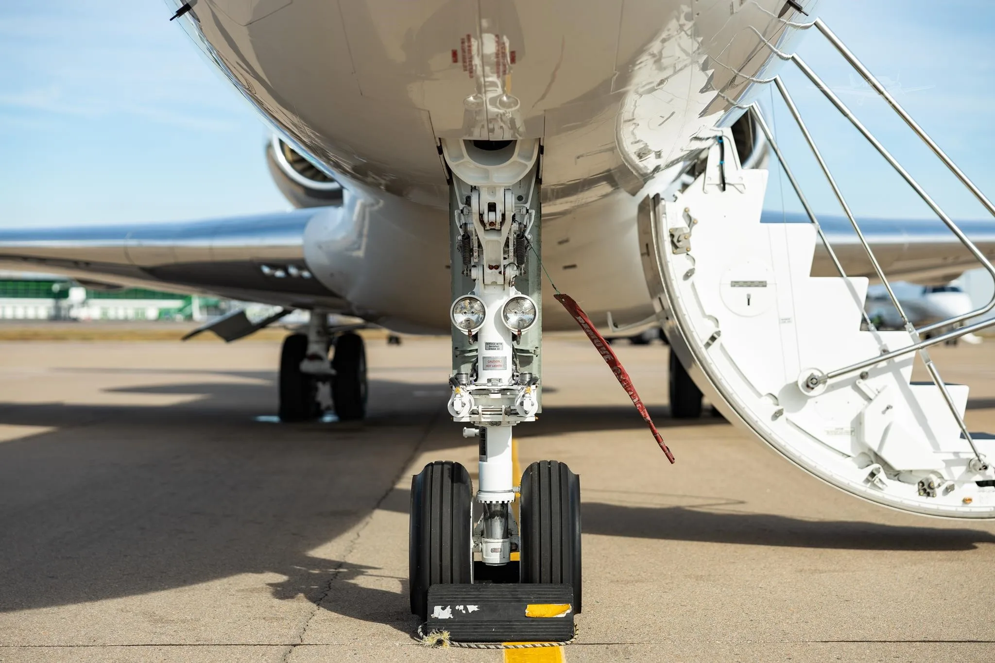 Engine detail of a 2013 BOMBARDIER GLOBAL 6000.