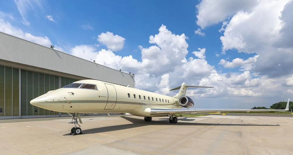 Exterior view of a 2007 Bombardier Global 5000, YR-TIK.
