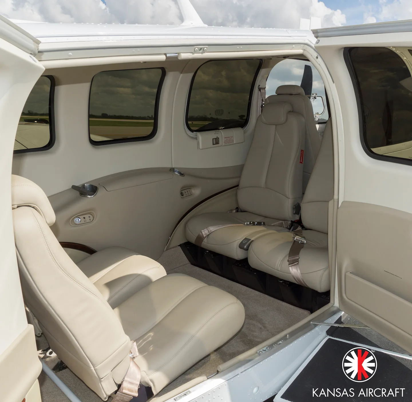 Cabin interior of a 2014 Beechcraft G58 Baron.
