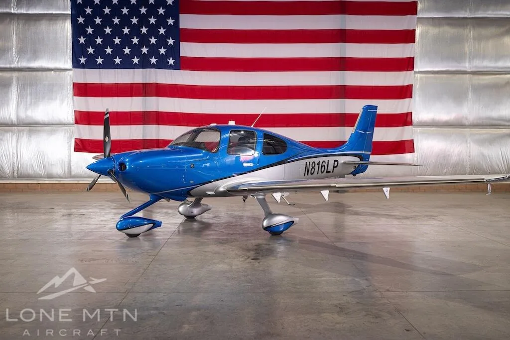 Exterior view of a 2024 Cirrus SR22 G7.