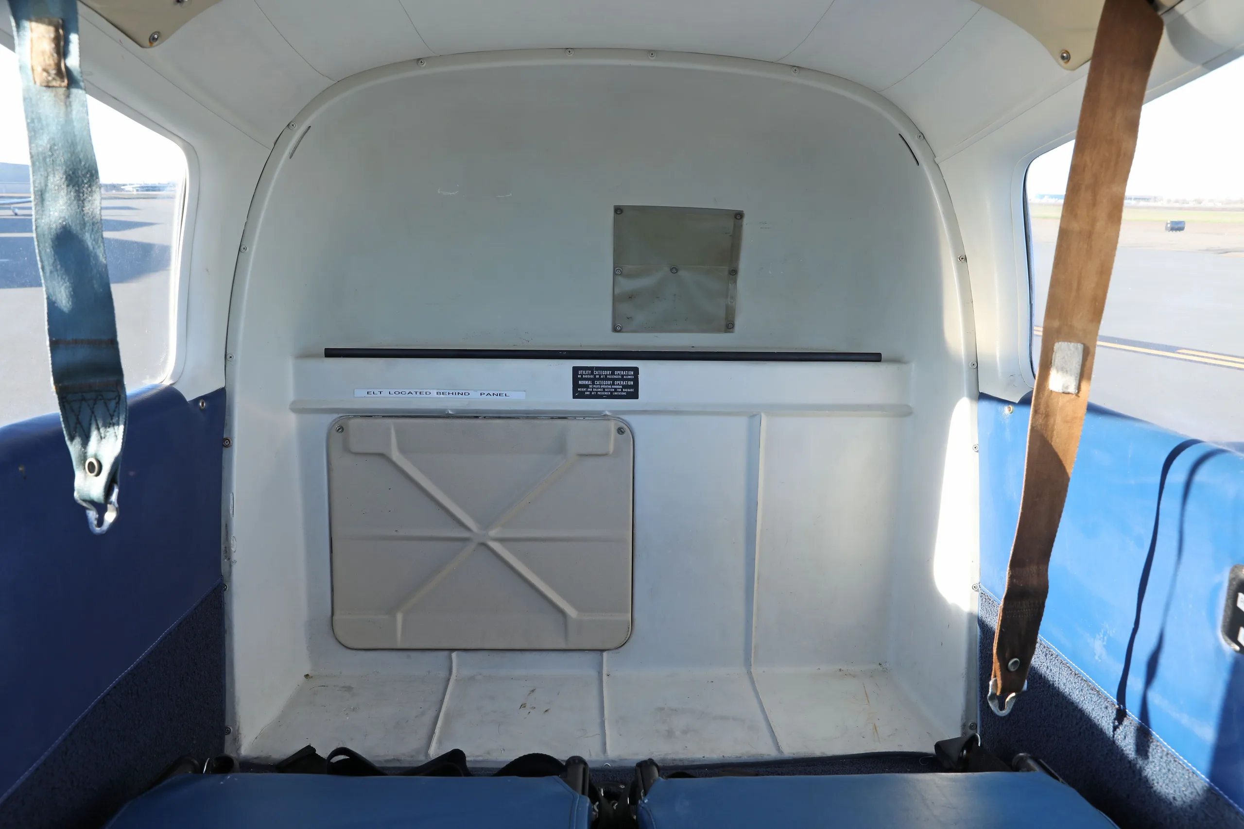 Cabin interior of a 1977 Piper Cherokee 140.