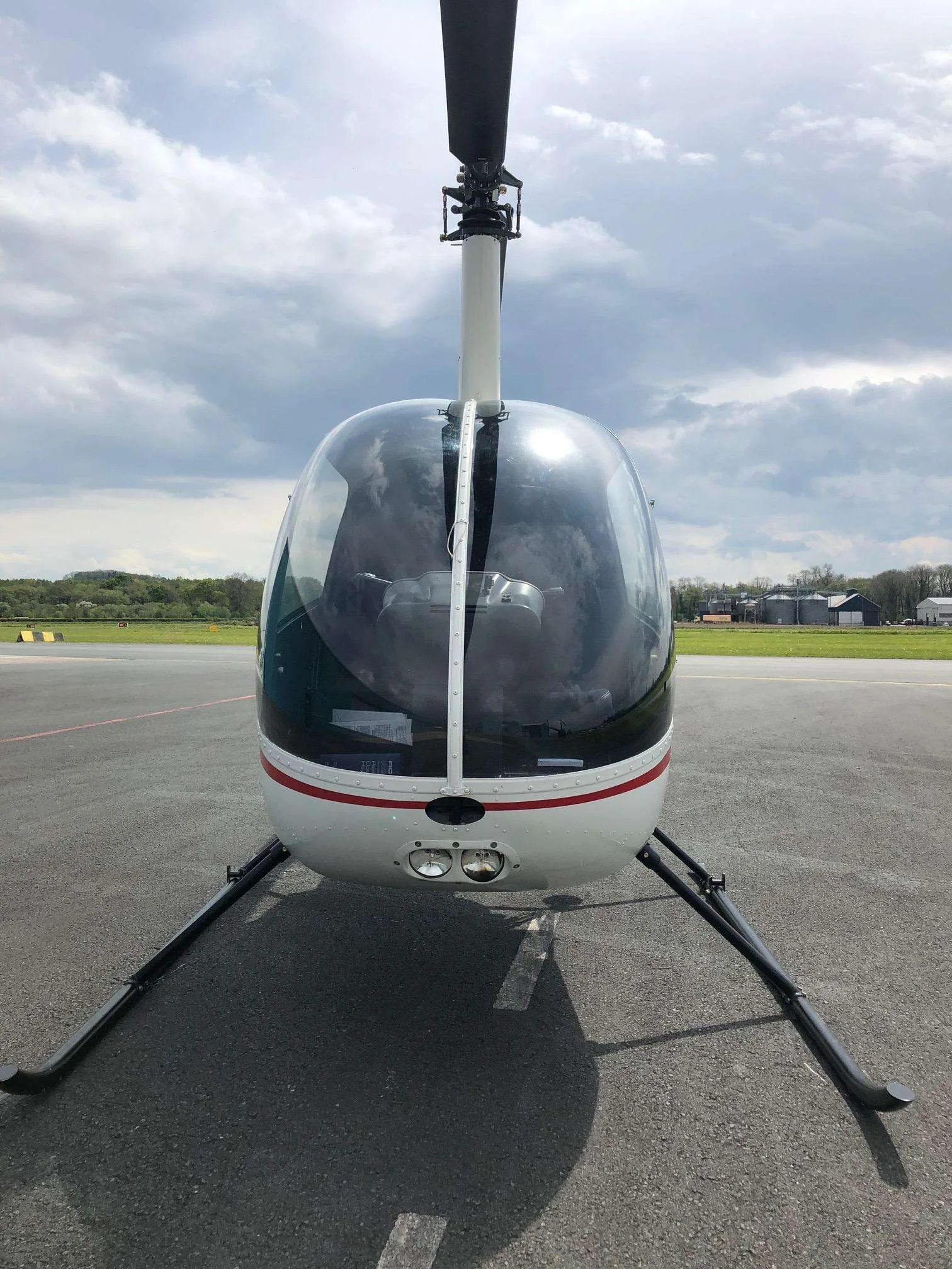 Exterior view of a 1997 Robinson R22 Beta II.